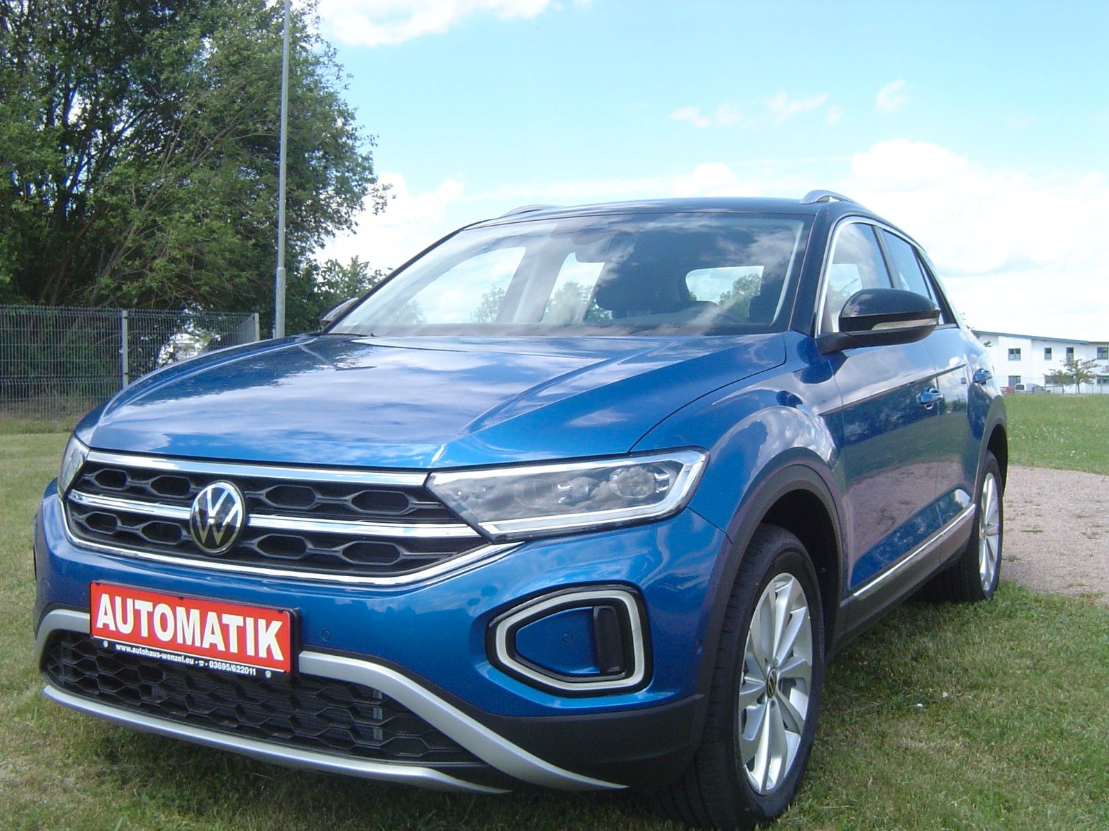 Volkswagen T-Roc 1.5 TSI OPF DSG Style - Samsaru's Car Outlet