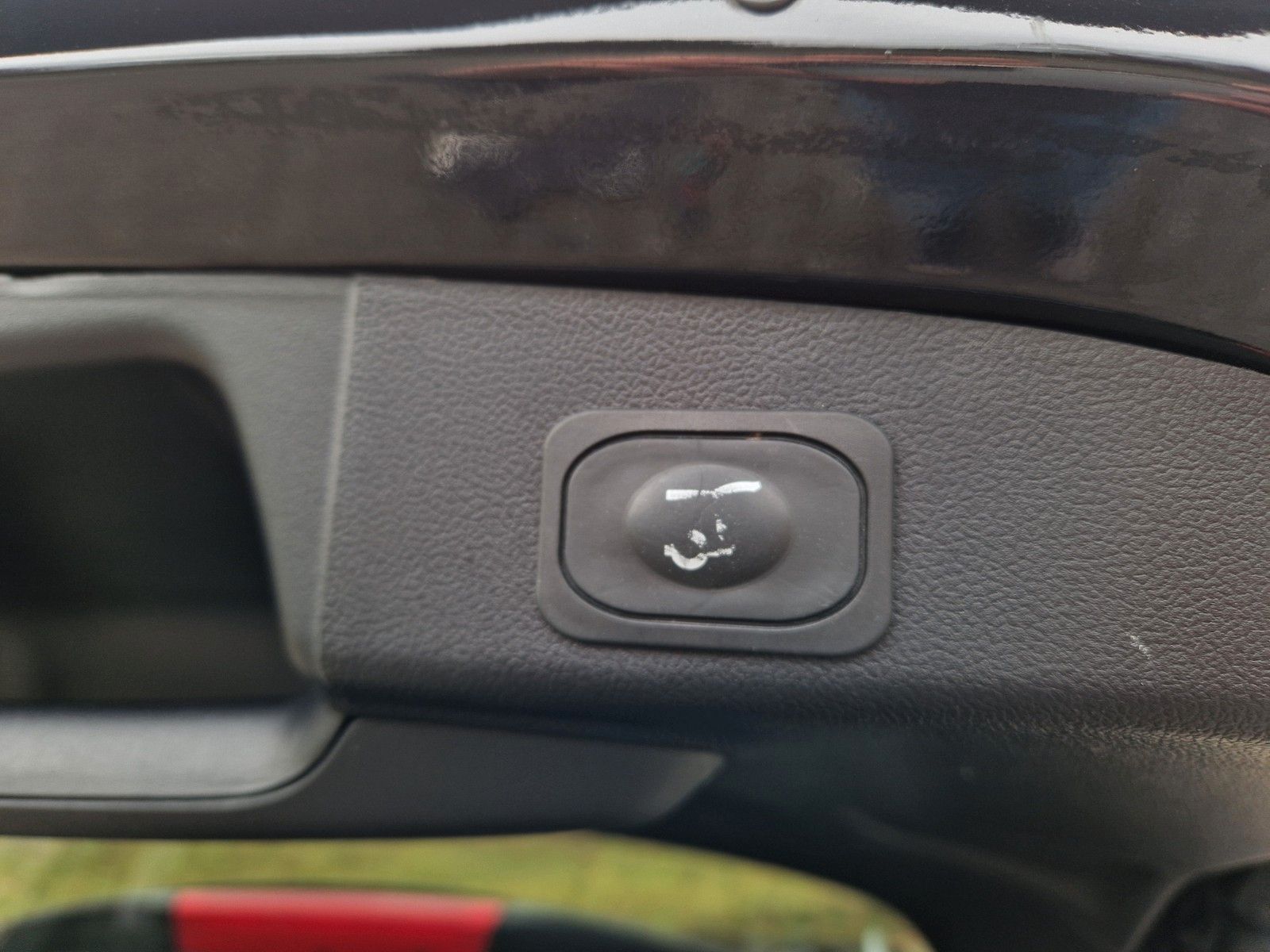 Ford Focus Tun.Titanium 1.Hd Aut. LED AHK NAVI Rf ACC