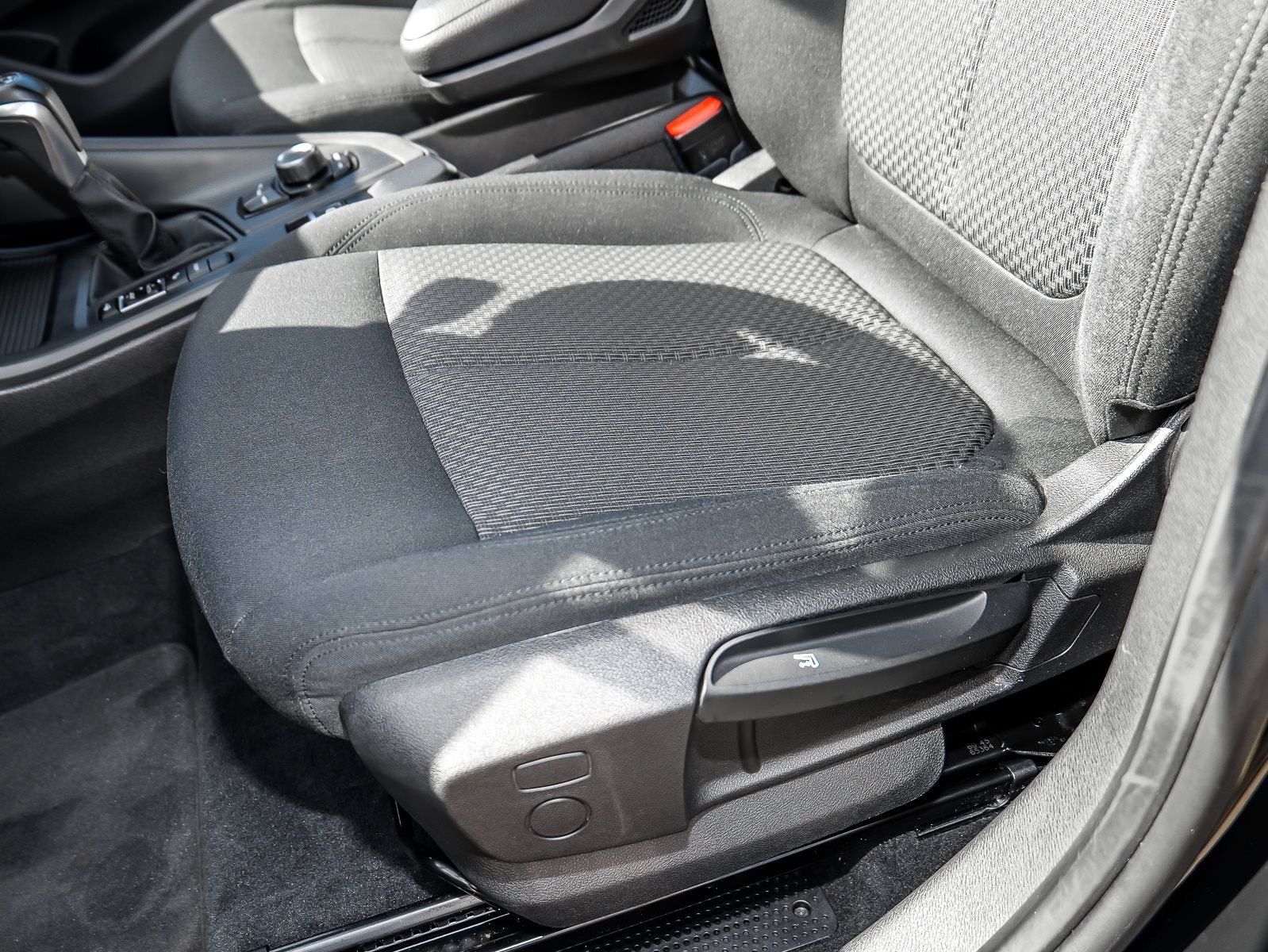 BMW X1 xDrive25e - Samsaru's Car Outlet