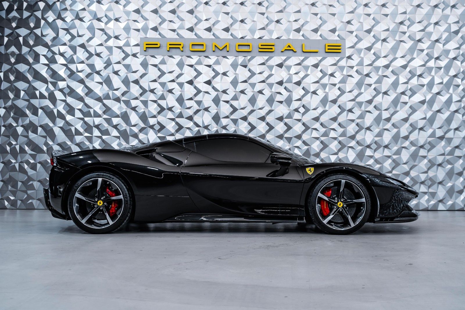 Ferrari SF90 Spider Assetto Fiorano - Samsaru's Car Outlet