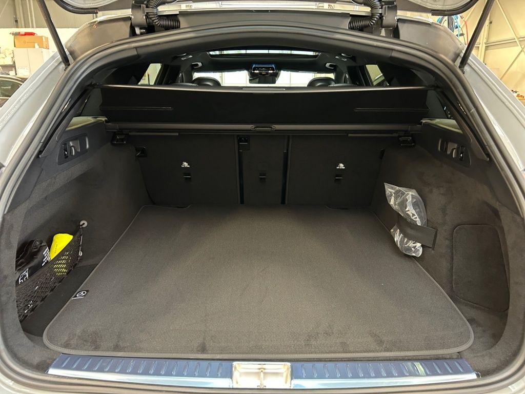 Mercedes-Benz E 450 d 4MATIC T-Modell AMG*Digital Light*AHV