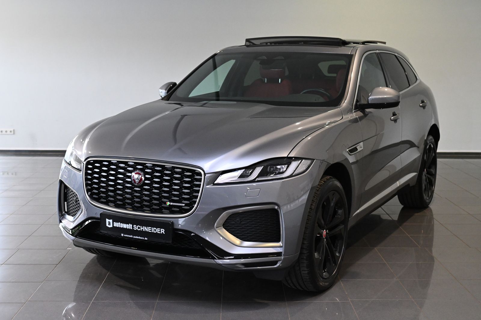 Jaguar F-PACE P250 R-Dynamic SE AWD Pano 