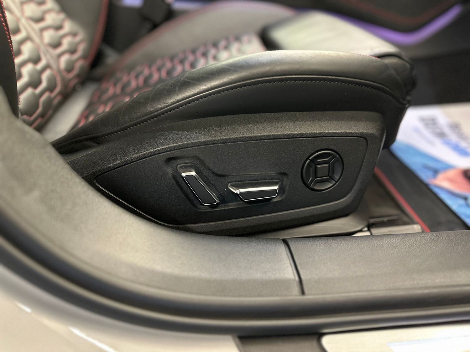 Audi RS6 4.0 TFSI quattro*MATRIX*KERAMIK*CARBON*4 ZON