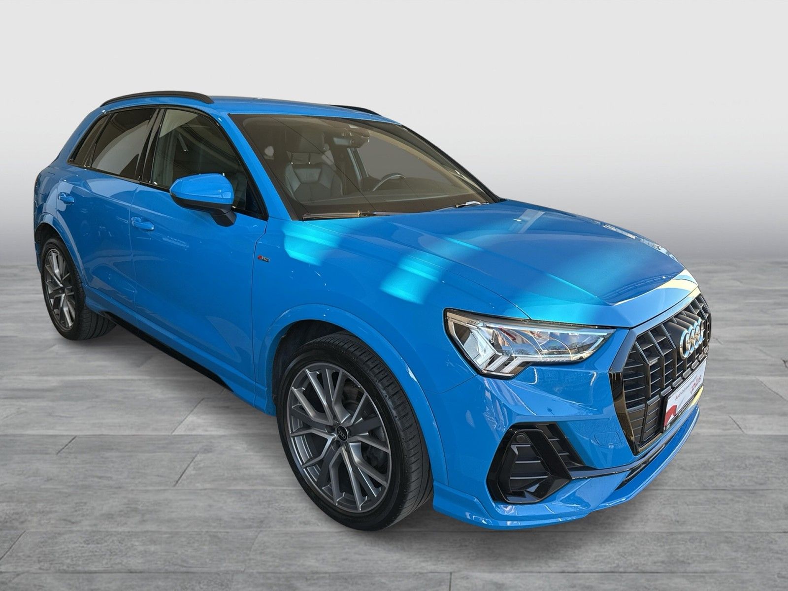 Audi Q3 35 quattro S LINE BLACKPAK AHK ACC LM20 NAVI+