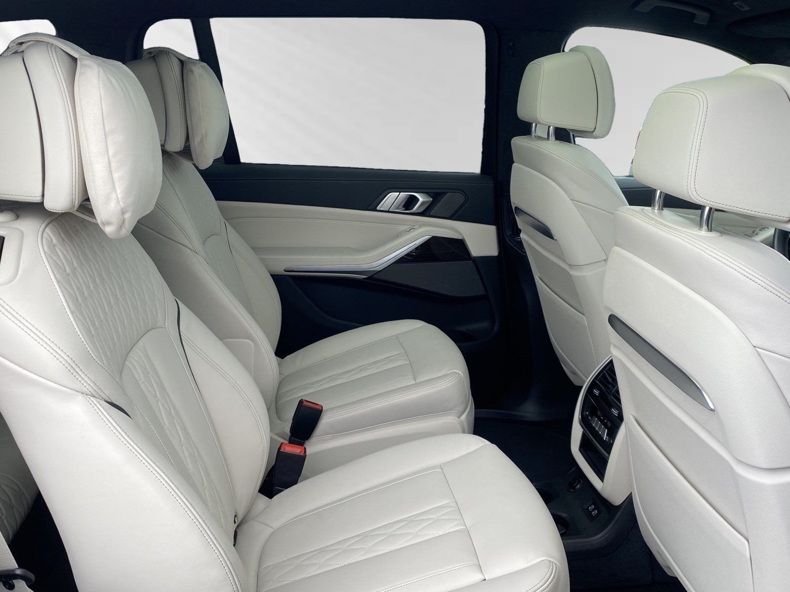 BMW X7 xDrive40i Inkl. € 1.190 Zubehörbonus* M Sport