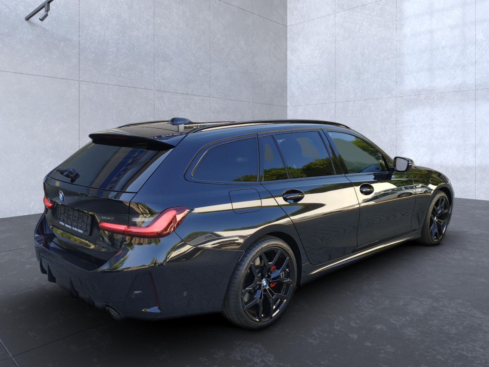 BMW 320d xD* M Sport*Standh.+AHK*Headup