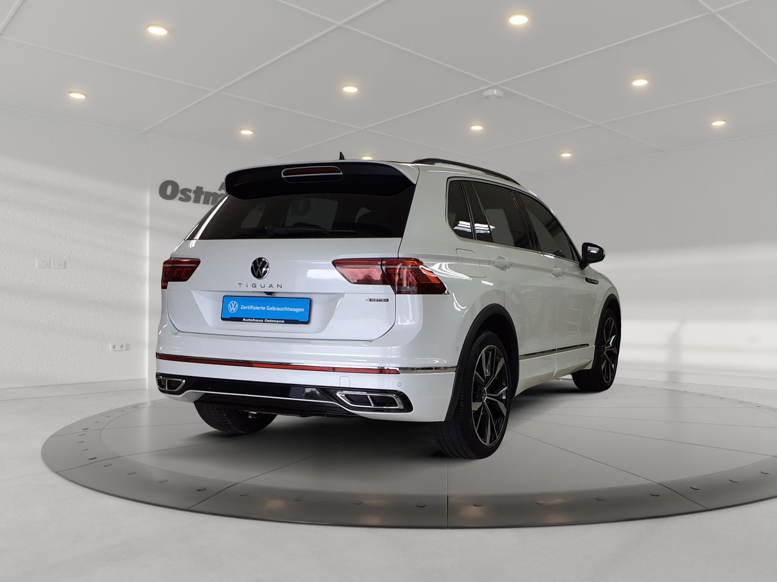 Volkswagen Tiguan R-Line 2.0 l TDI 4MOTION - Samsaru's Car Outlet
