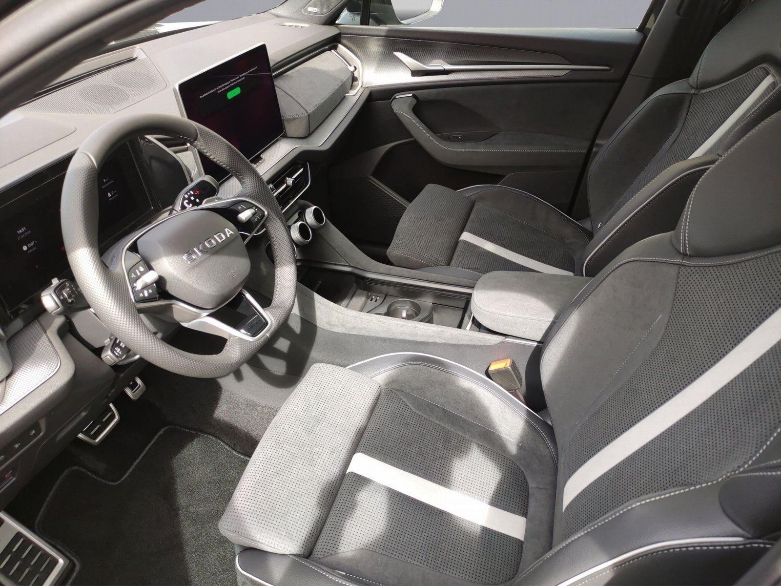 Skoda Kodiaq Sportline 1.5 TSI iV DSG HYBRID AHK NAVI
