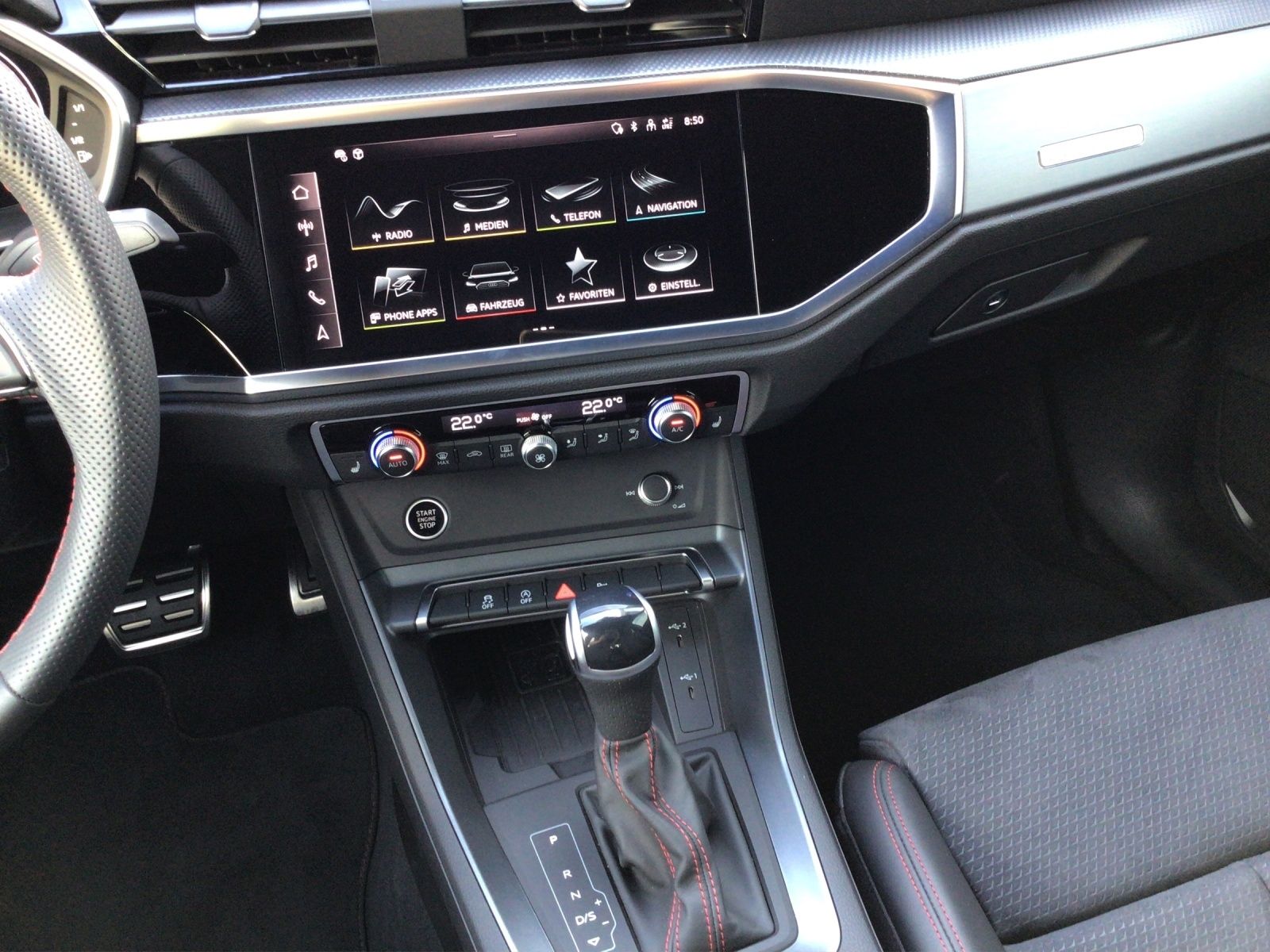 Audi Q3 advanced 40 TFSI S tronic quattro - Samsaru's Car Outlet