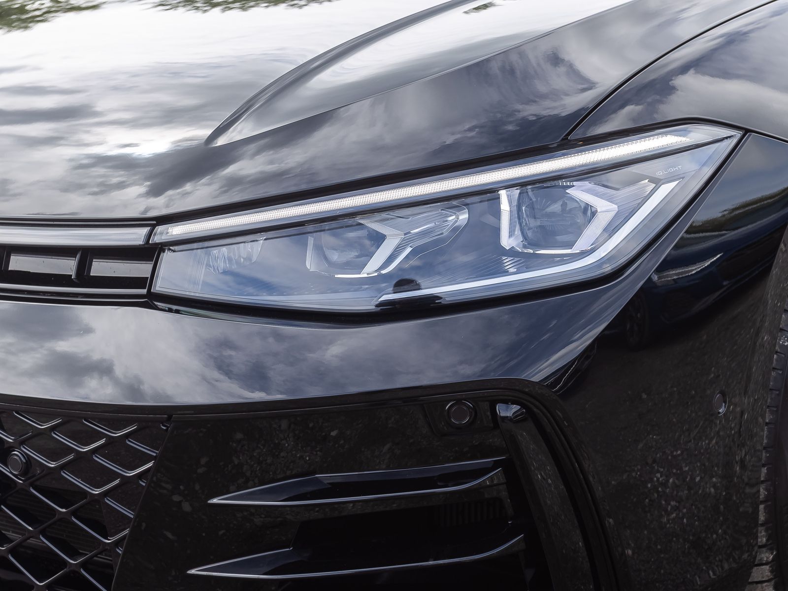 Volkswagen Passat Variant 2.0 TSI "R-Line" 4M DSG Navi LED