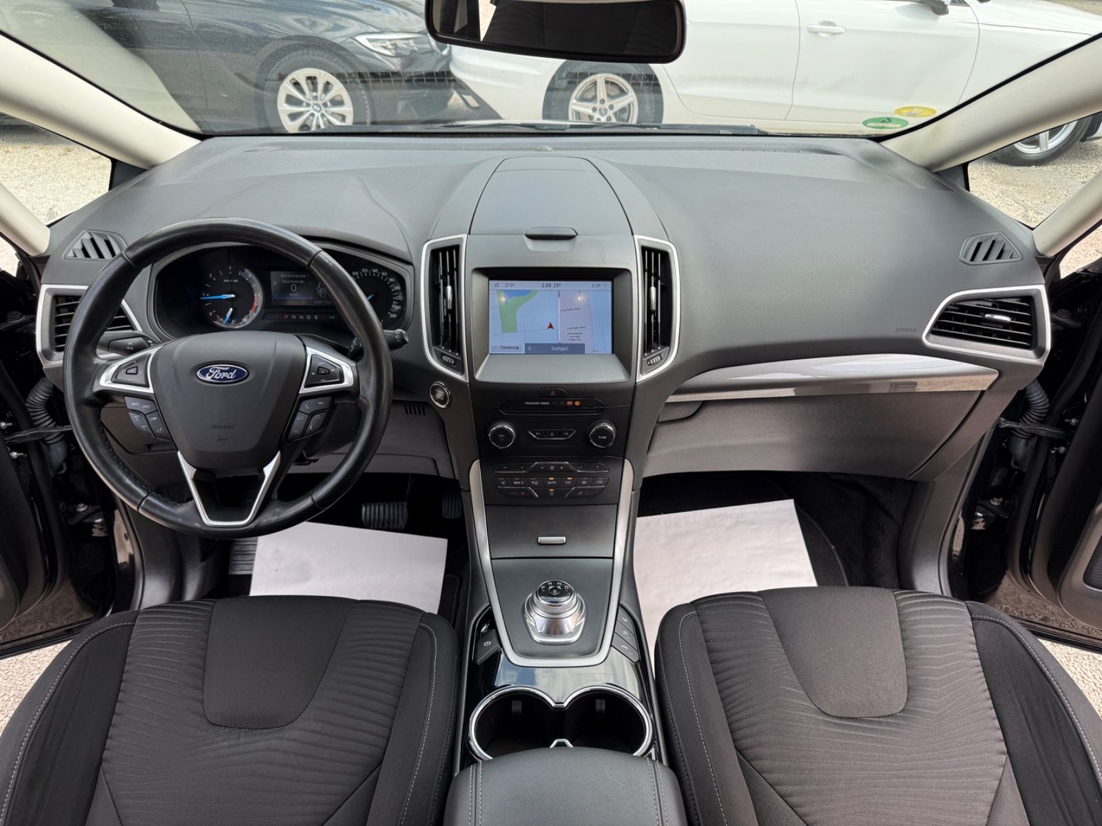 Ford S-Max 2.0 Aut EcoBlue - Samsaru's Car Outlet