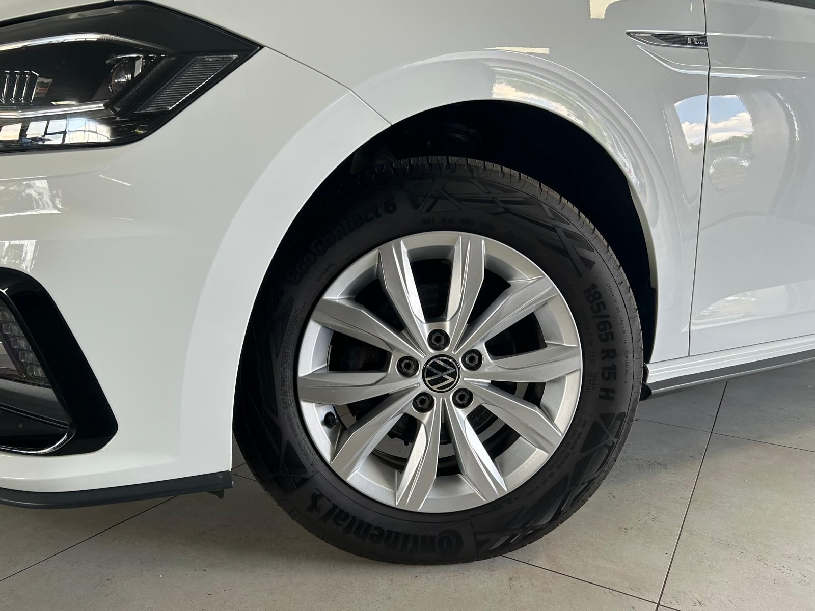 Volkswagen Polo VI 1.0 TSI DSG HIGHLINE - Samsaru's Car Outlet