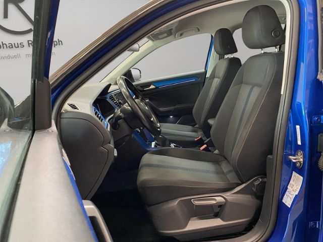 Volkswagen T-Roc 1.5 TSI Style - Samsaru's Car Outlet