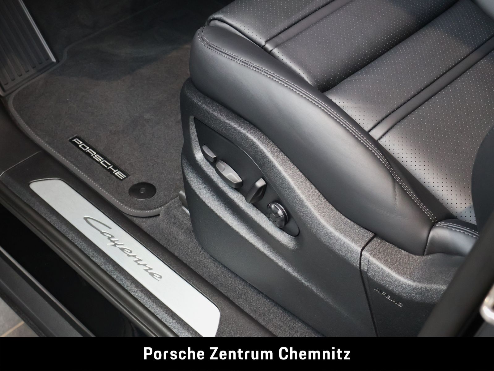 Porsche Cayenne E-Hybrid Luft;22Zoll;Pano;BOSE