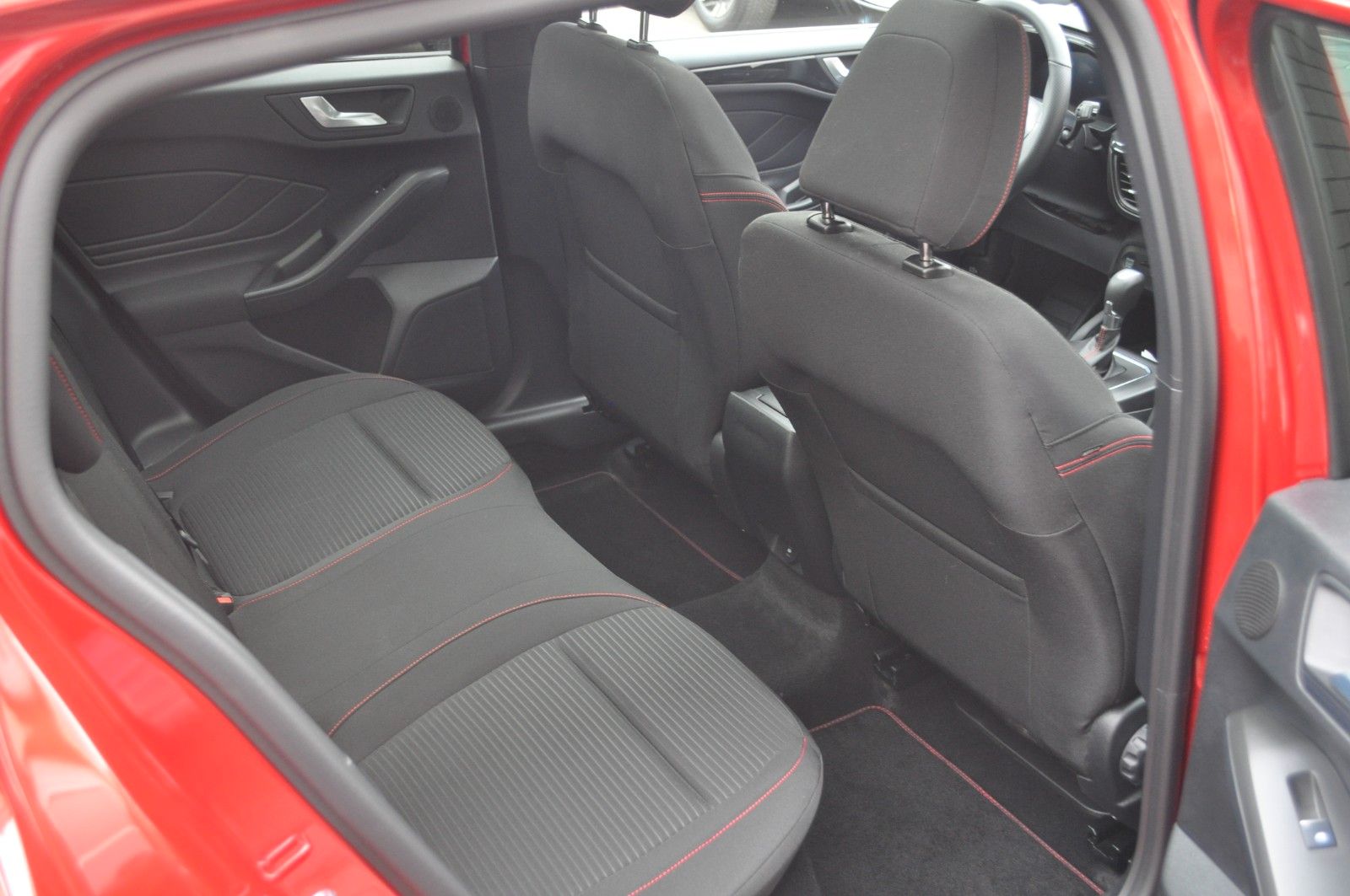 Ford Focus Turnier ST-LINE X/AUT/LED-MATRIX/PANODACH