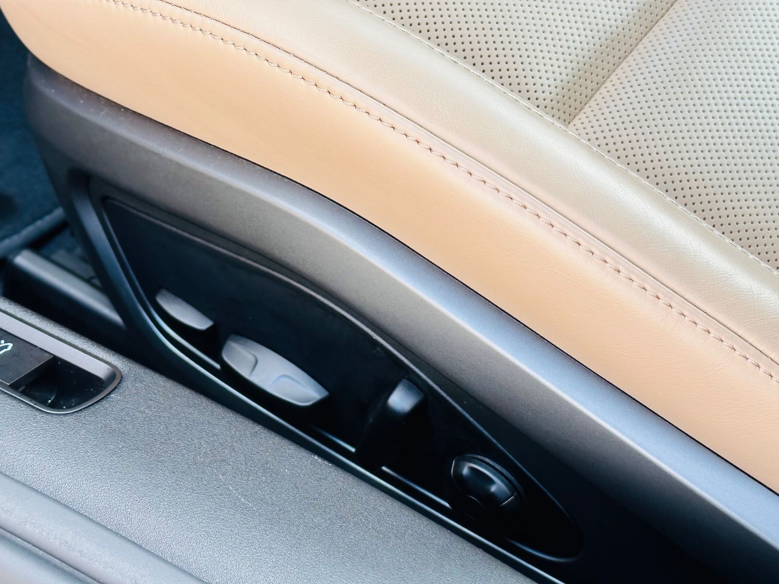 Porsche 911 Carrera 4S - Samsaru's Car Outlet