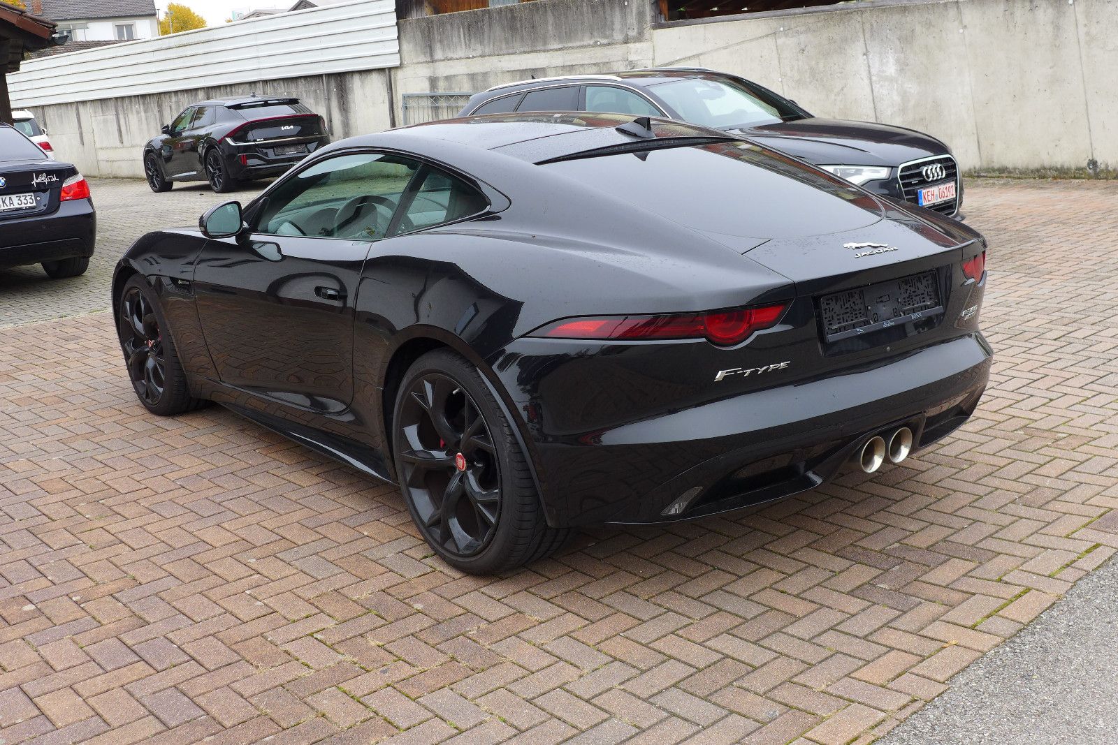 Jaguar F-Type F-TYPE Coupe R-Dynamic AWD