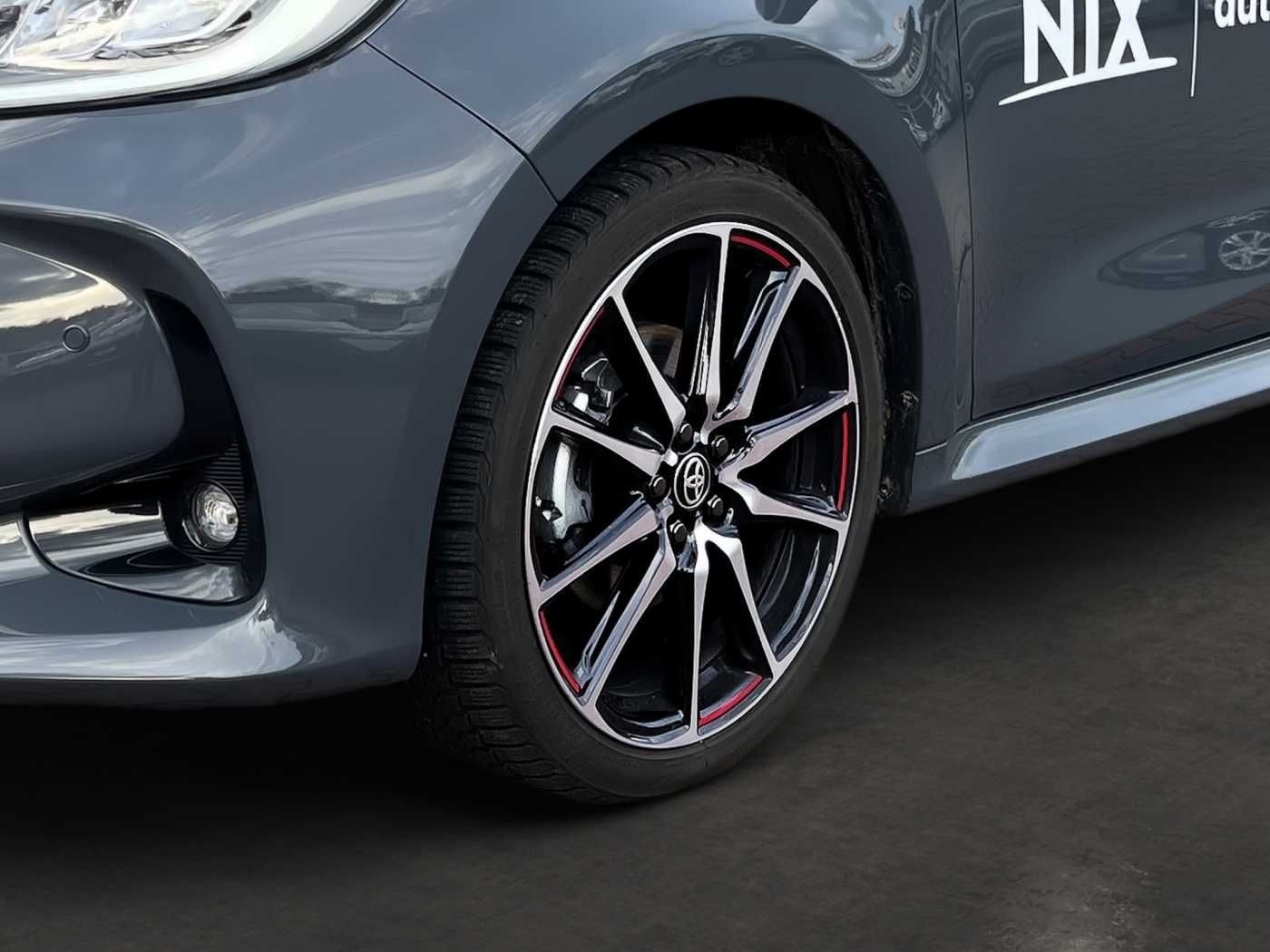 Toyota Yaris 1.5 Hybrid GR Sport LED KAMERA