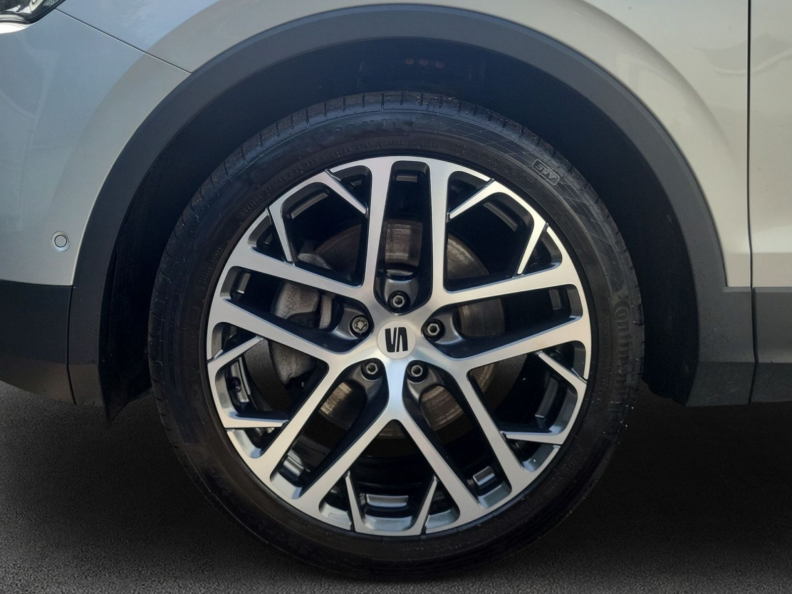 Seat Tarraco 1.4 TSI eHybrid DSG AHK 360° RFK 4xSHZ N