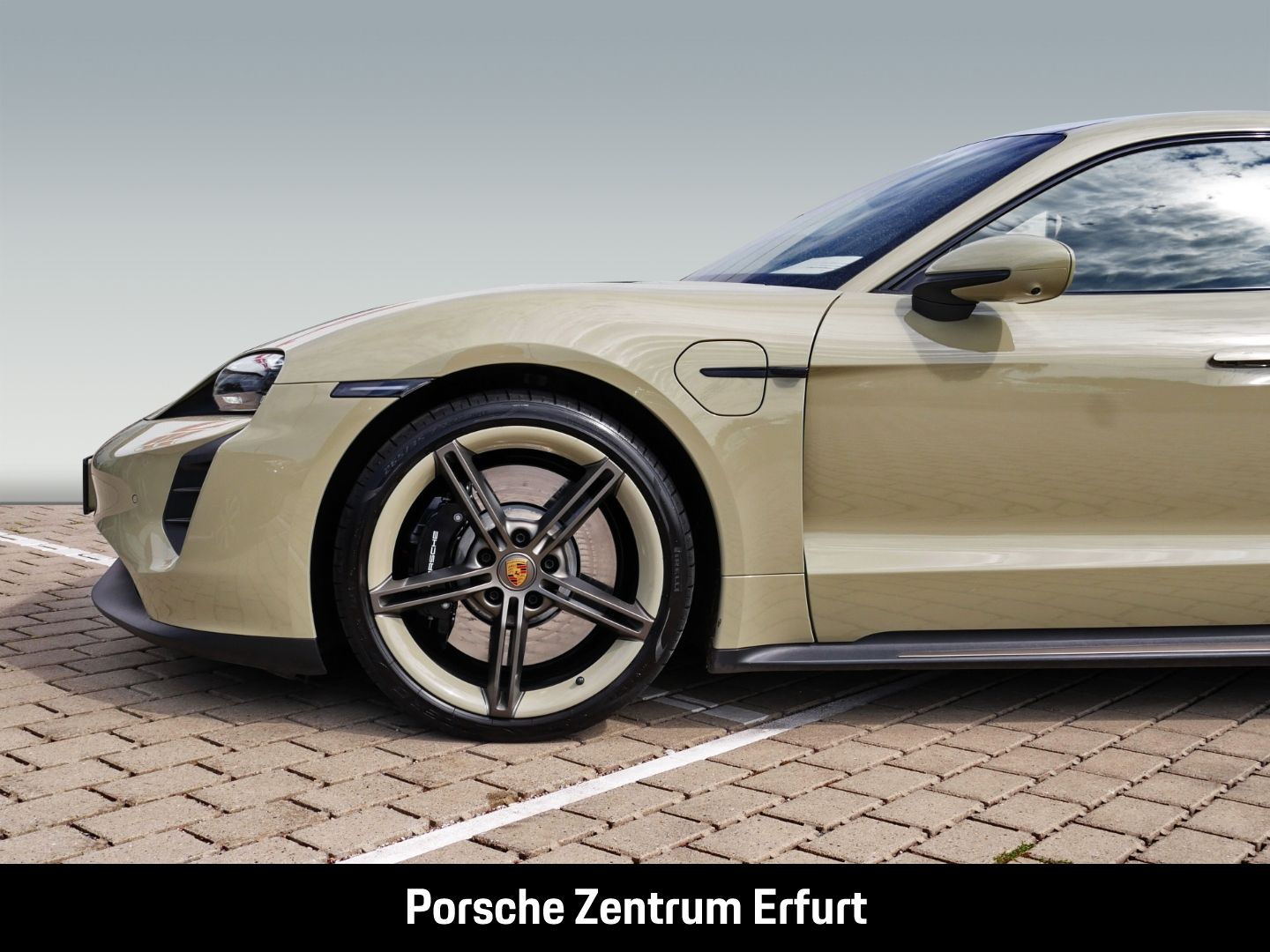 Porsche Taycan GTS/ Sondermodell limited ''90Jahre Hocke