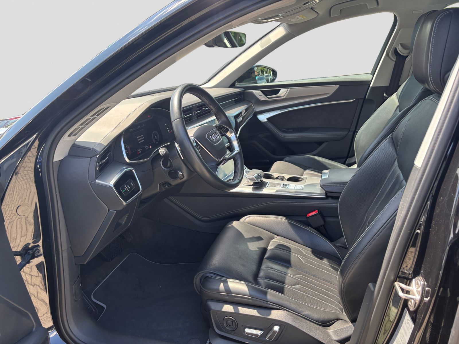 Audi A6 Avant 55TFSI qu S-trc design - Samsaru's Car Outlet