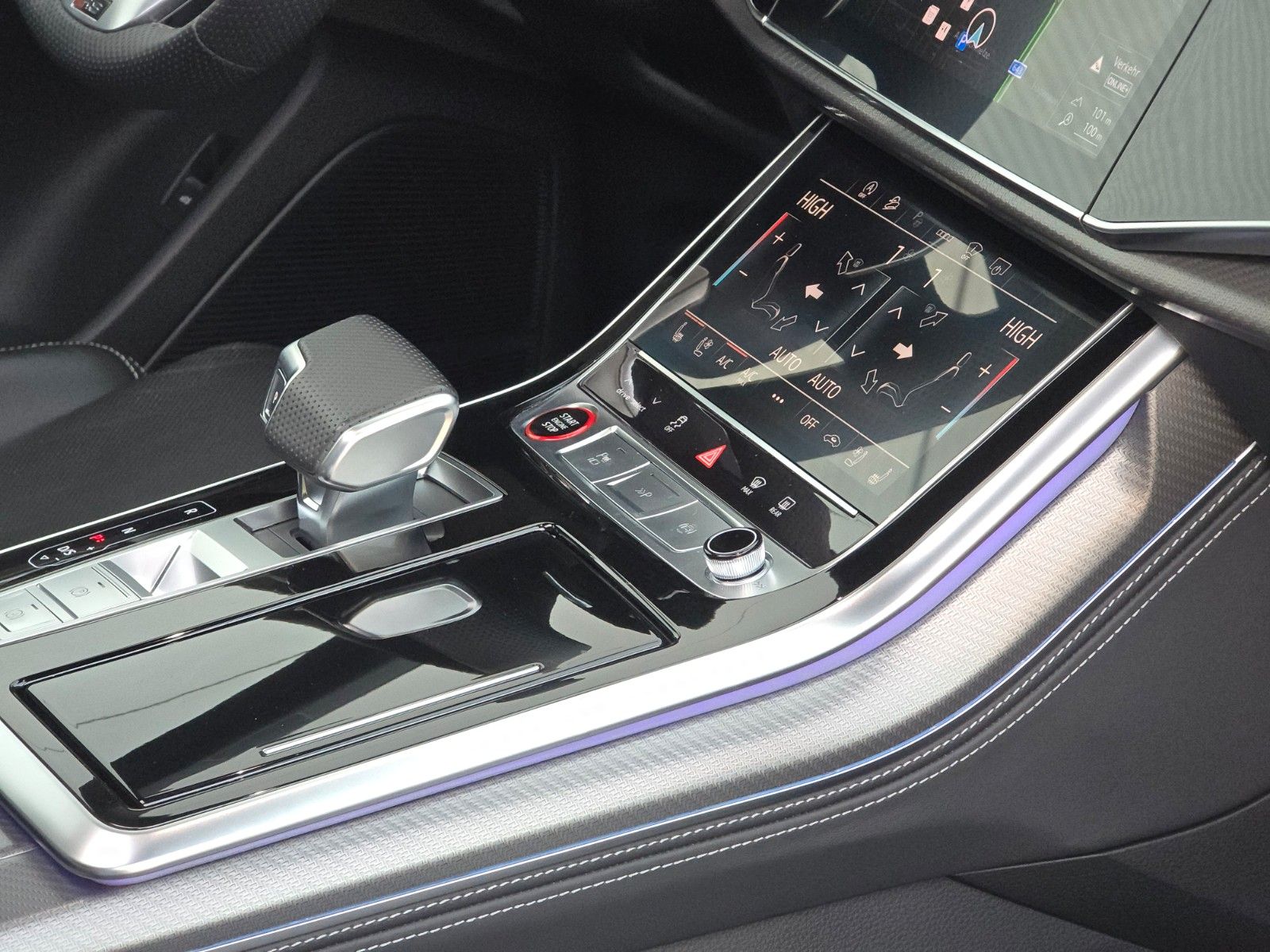 Audi RSQ8 (Massage/Ceramic/360 Kamera)