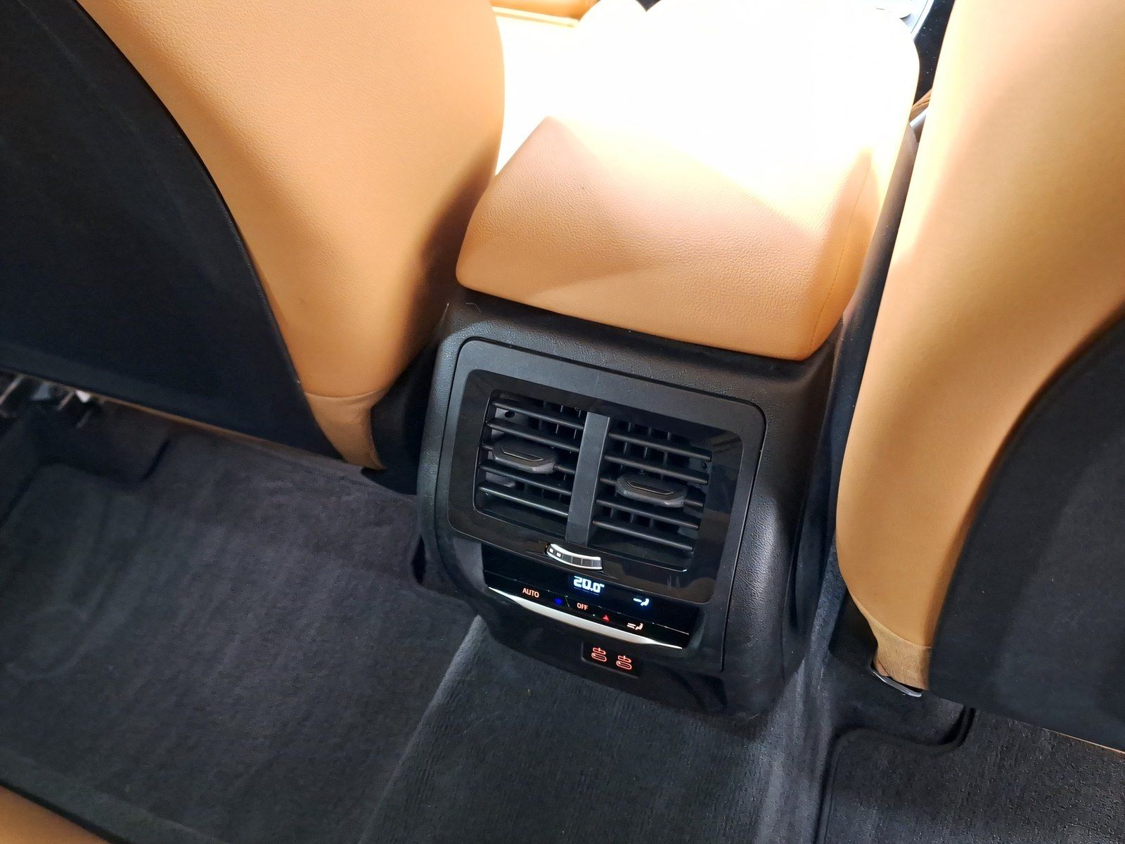 BMW X3 xDrive20i - Samsaru's Car Outlet