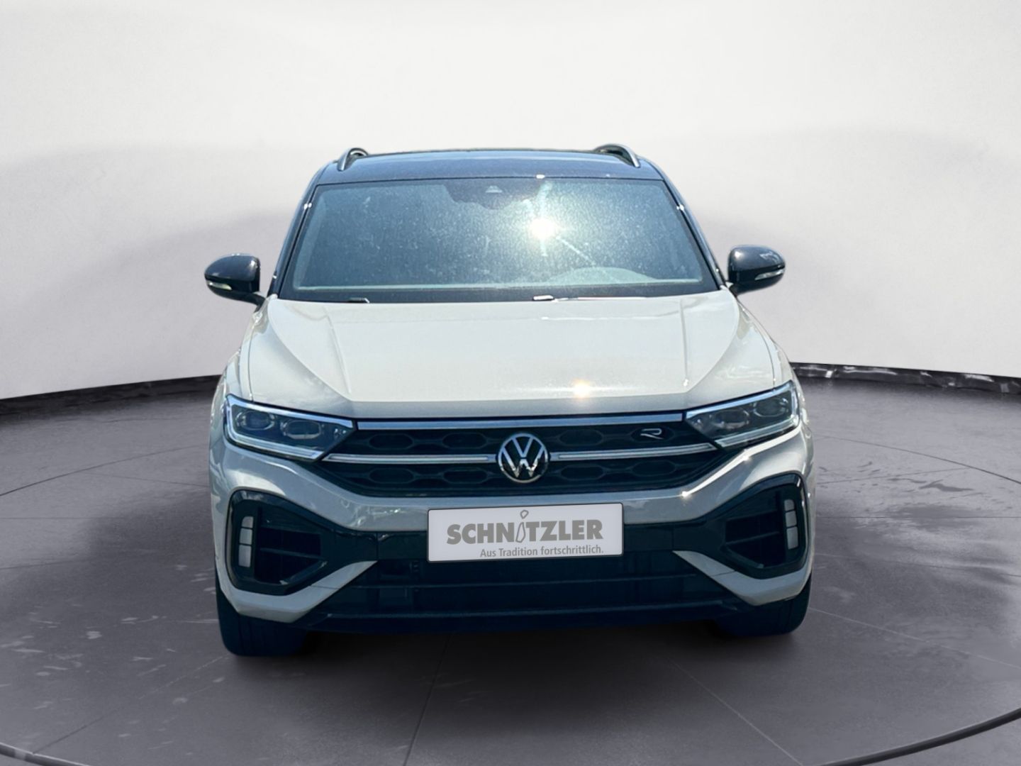Volkswagen T-Roc R 2.0 TSI 4M - Samsaru's Car Outlet