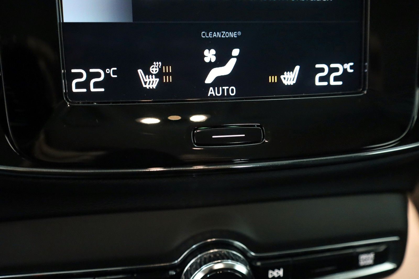 Volvo XC40 Inscription Expression,Leder,Navi,SH,AHK