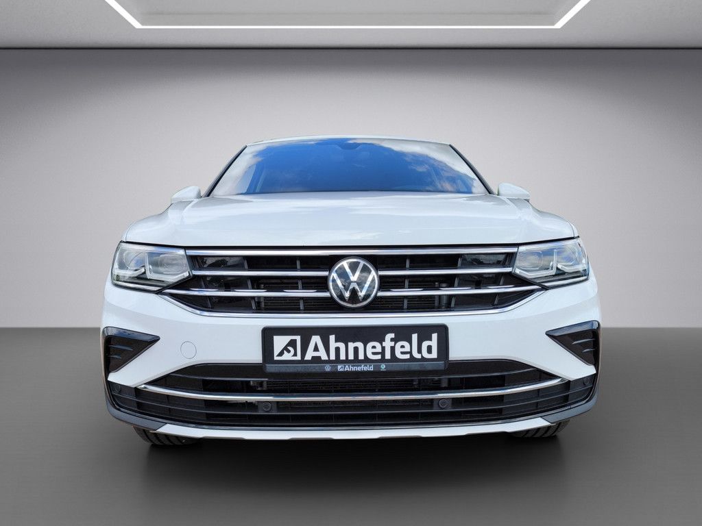 Volkswagen Tiguan Elegance 4Motion - Samsaru's Car Outlet