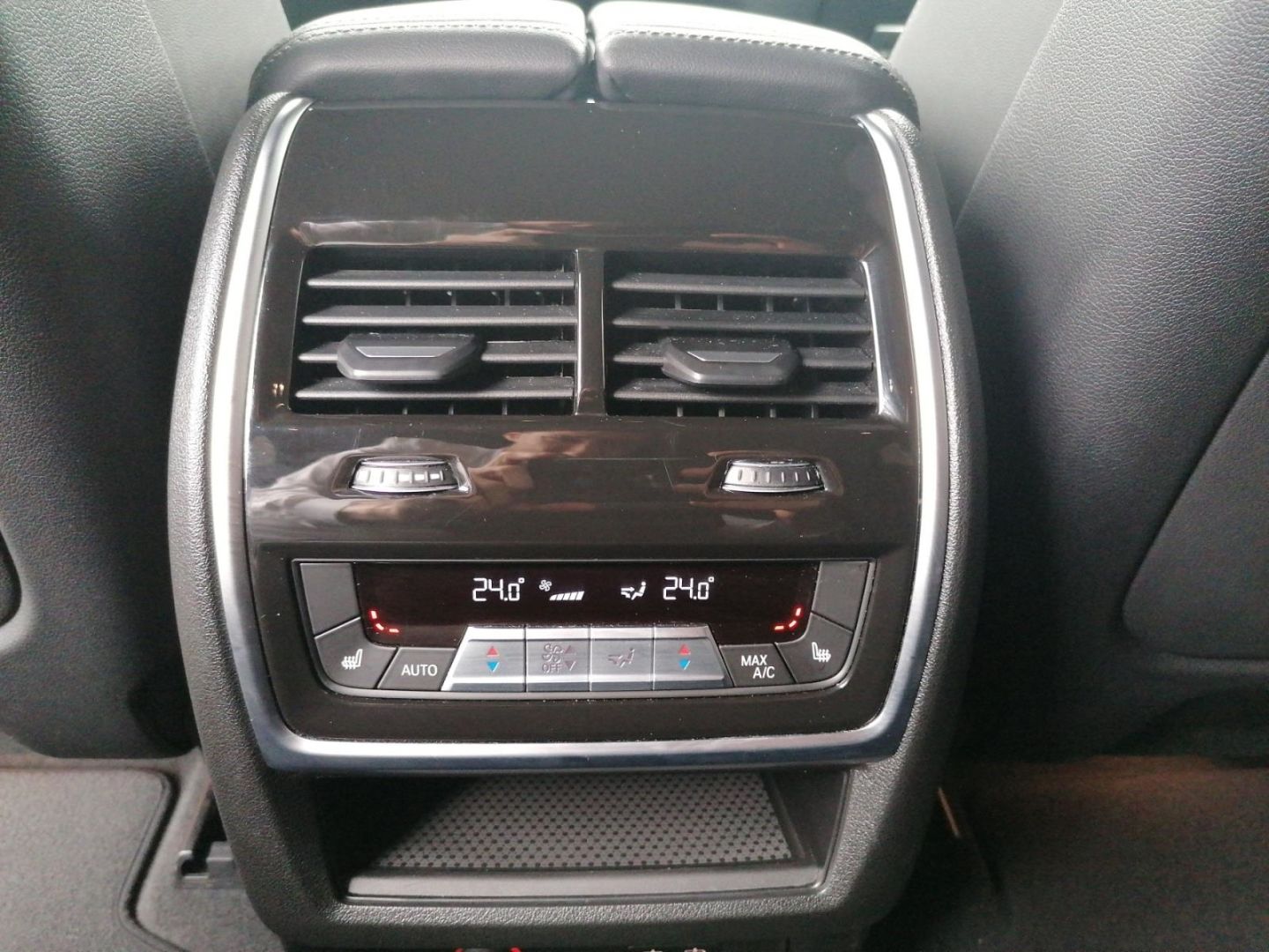 BMW X5 M60i 22Zoll Luft HuD Skylounge 360° Sitzbel.