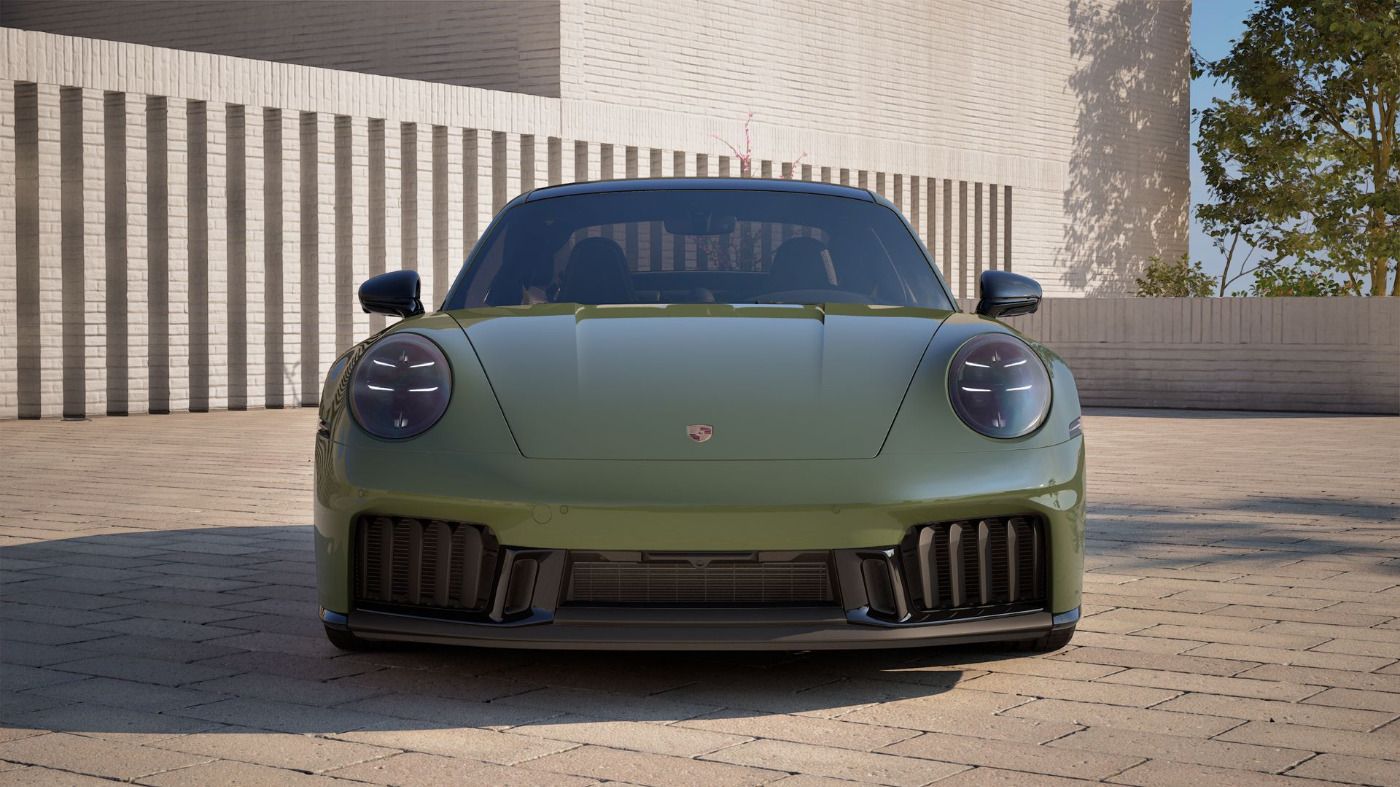 Porsche 992 (911) Carrera 4 GTS | PTS natooliv | PCCB |