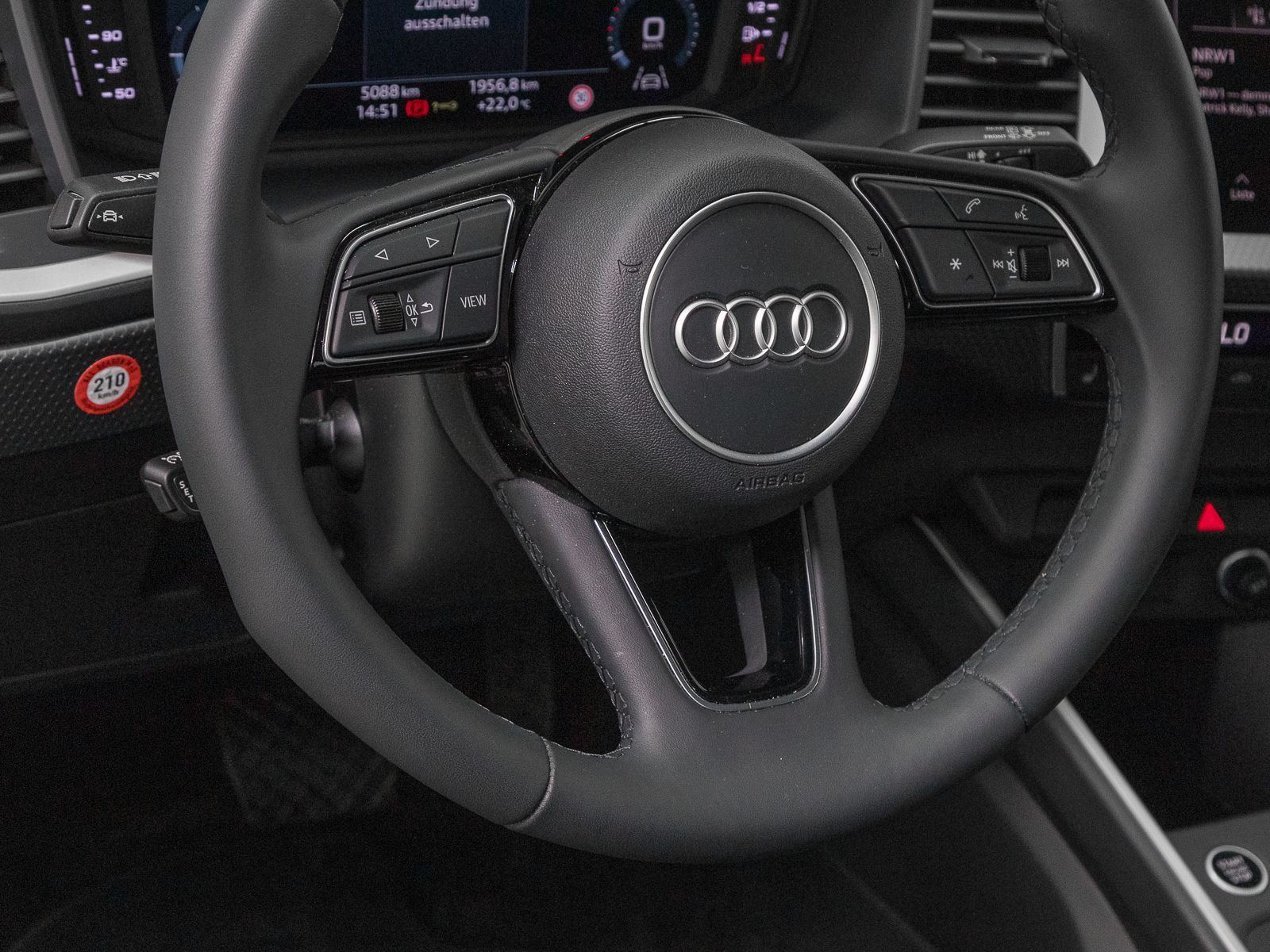 Audi A1 Sportback 25 TFSI ADVANCED - Samsaru's Car Outlet
