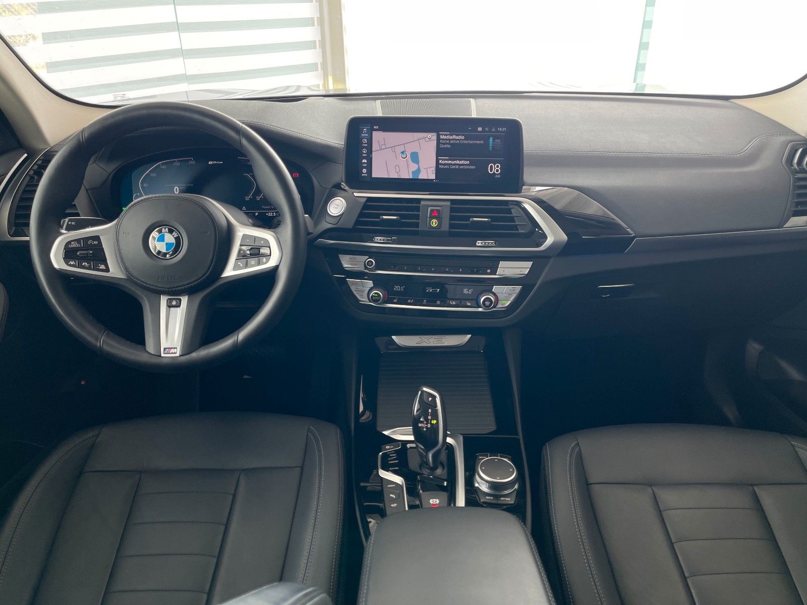 BMW X3 xD30e Luxury Line - Samsaru's Car Outlet