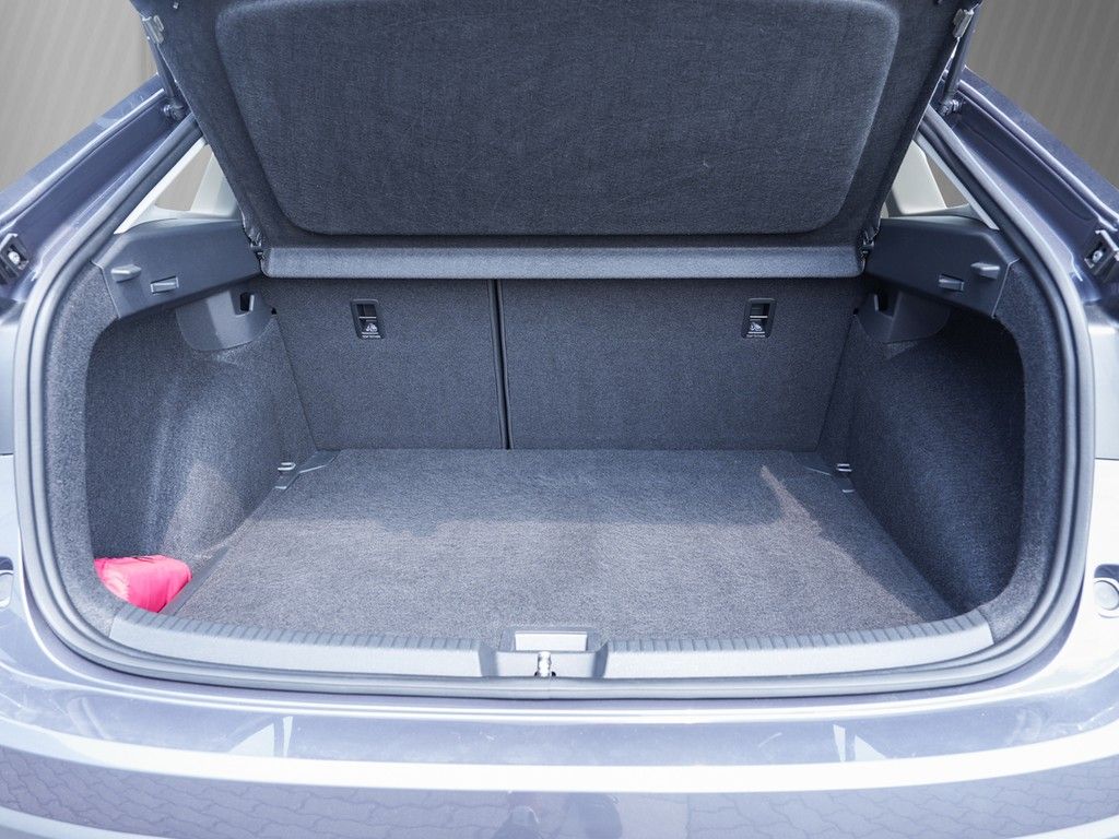 Volkswagen Taigo 1.0 TSI Style - Samsaru's Car Outlet
