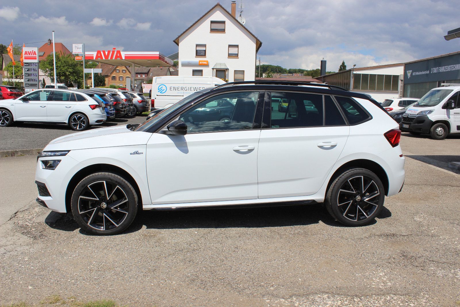 Skoda Kamiq Monte Carlo - Samsaru's Car Outlet