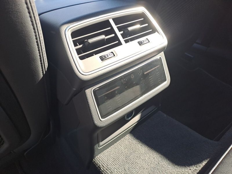 Audi A6 Avant 45 TFSI quattro S tronic - Samsaru's Car Outlet