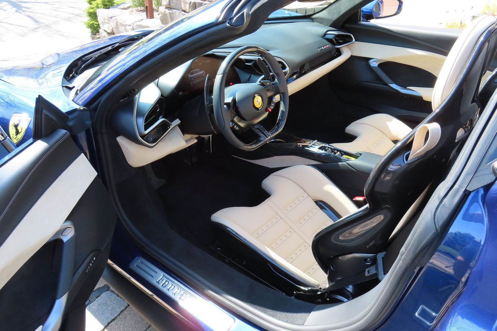 Ferrari 296 GTS - Samsaru's Car Outlet