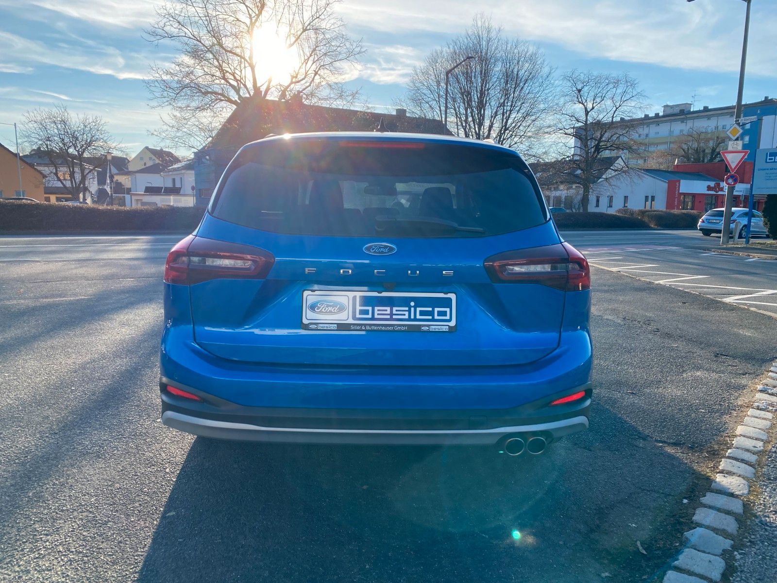 Ford Focus Turnier Active X 1,0EcoBoost*Automatik*Nav