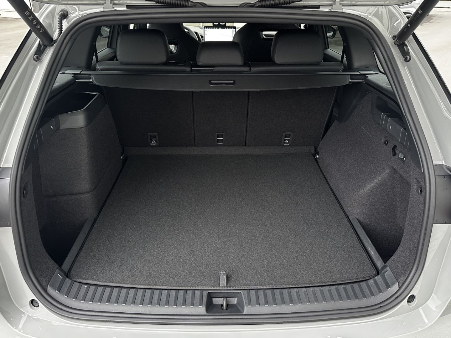 Skoda Kodiaq II 1.5 TSI iV DSG Sportline DCC AHK Matri