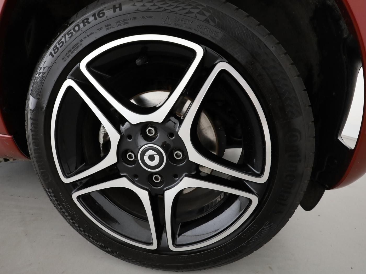 Smart fortwo EQ cabrio prime - Samsaru's Car Outlet