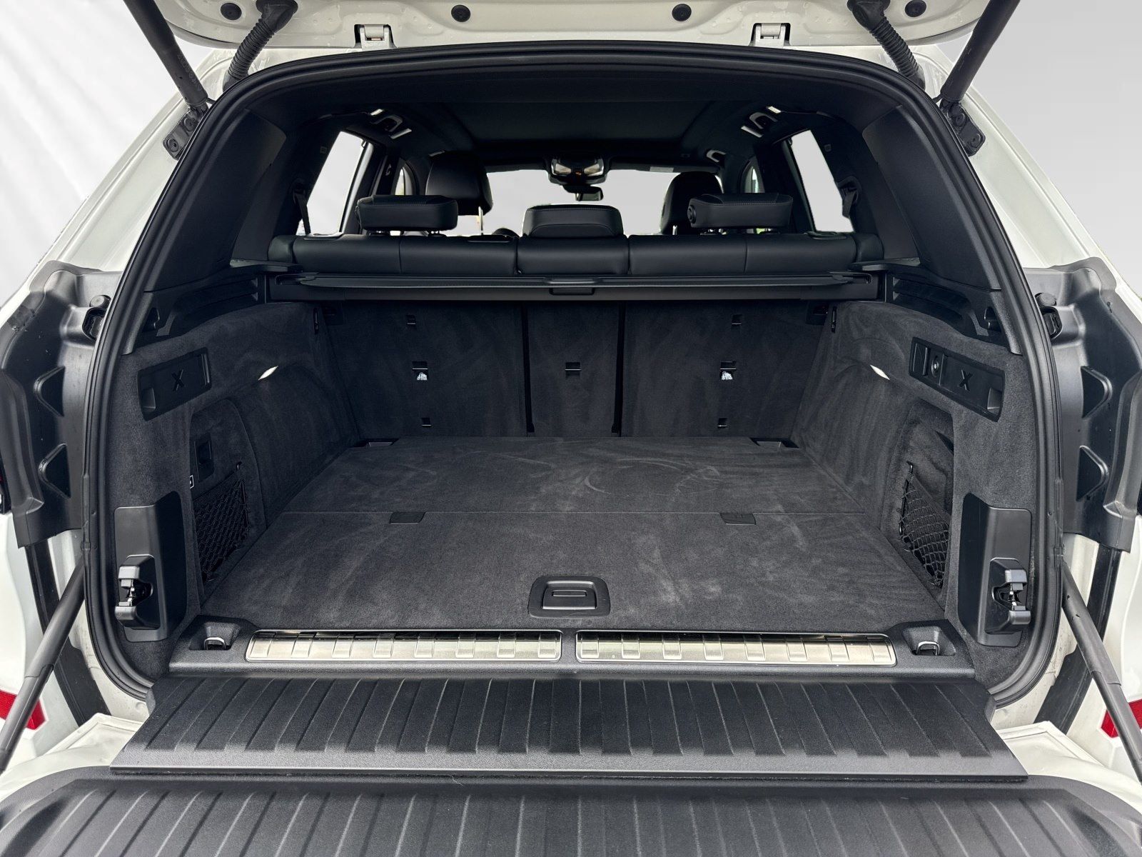 BMW X5 xDrive50e M Sport|AHK|Pano|LC-Prof.|H/K