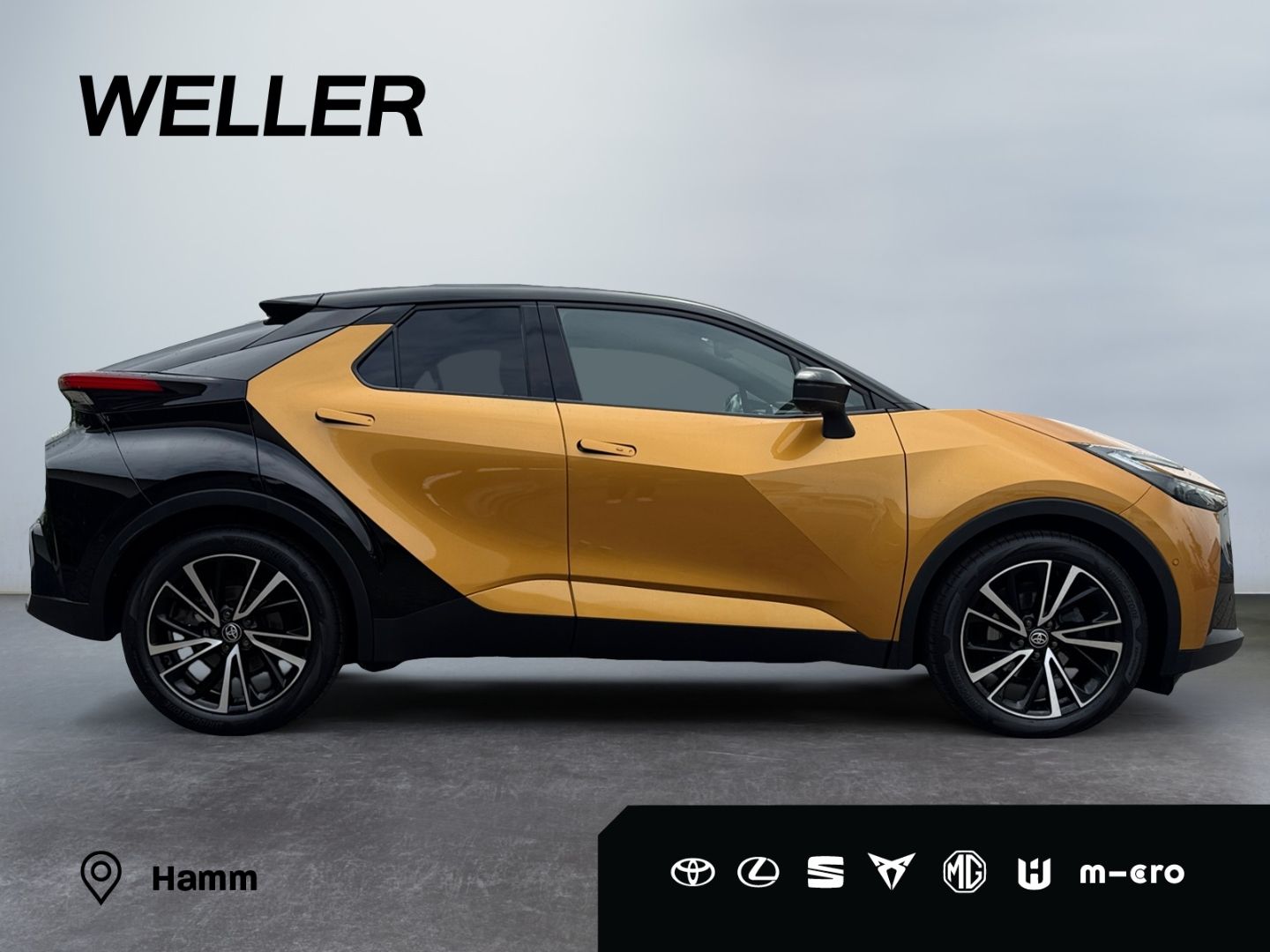 Toyota C-HR 2.0 Hybrid Lounge - Samsaru's Car Outlet