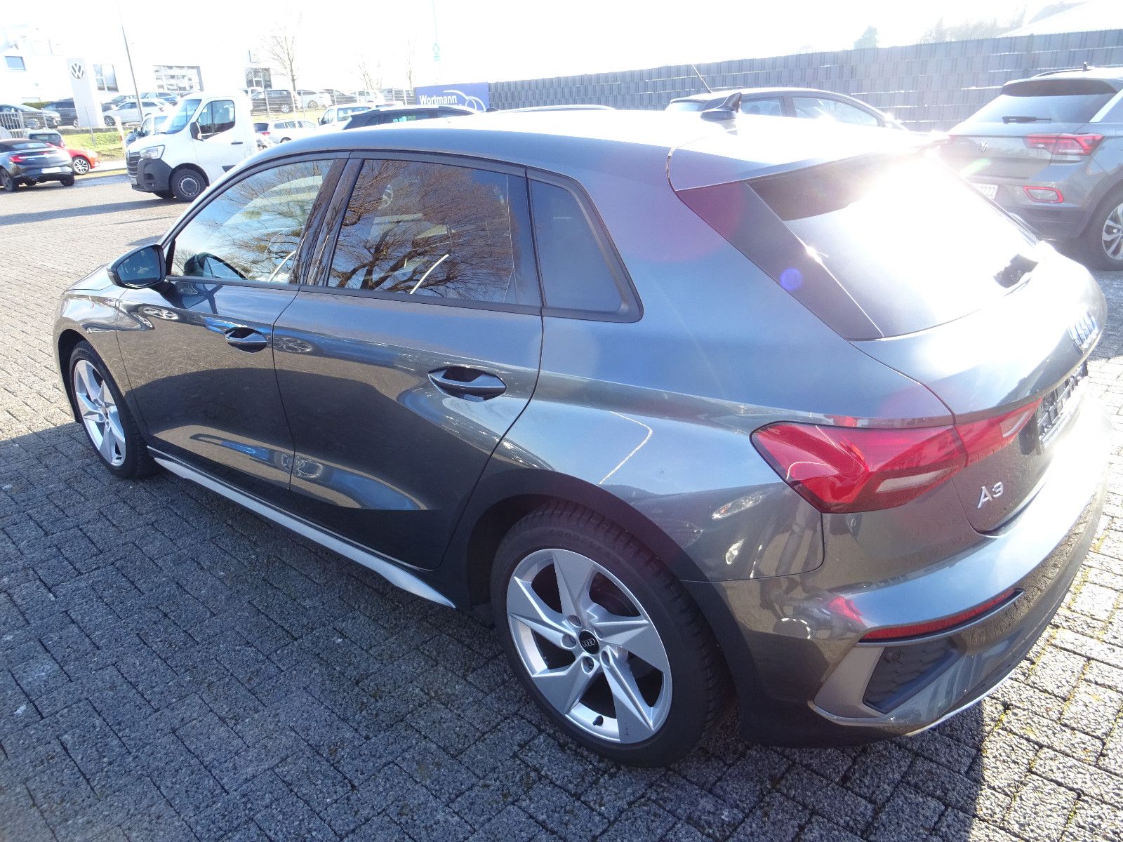 Audi A3 Sportback 30 TFSI S line - Samsaru's Car Outlet
