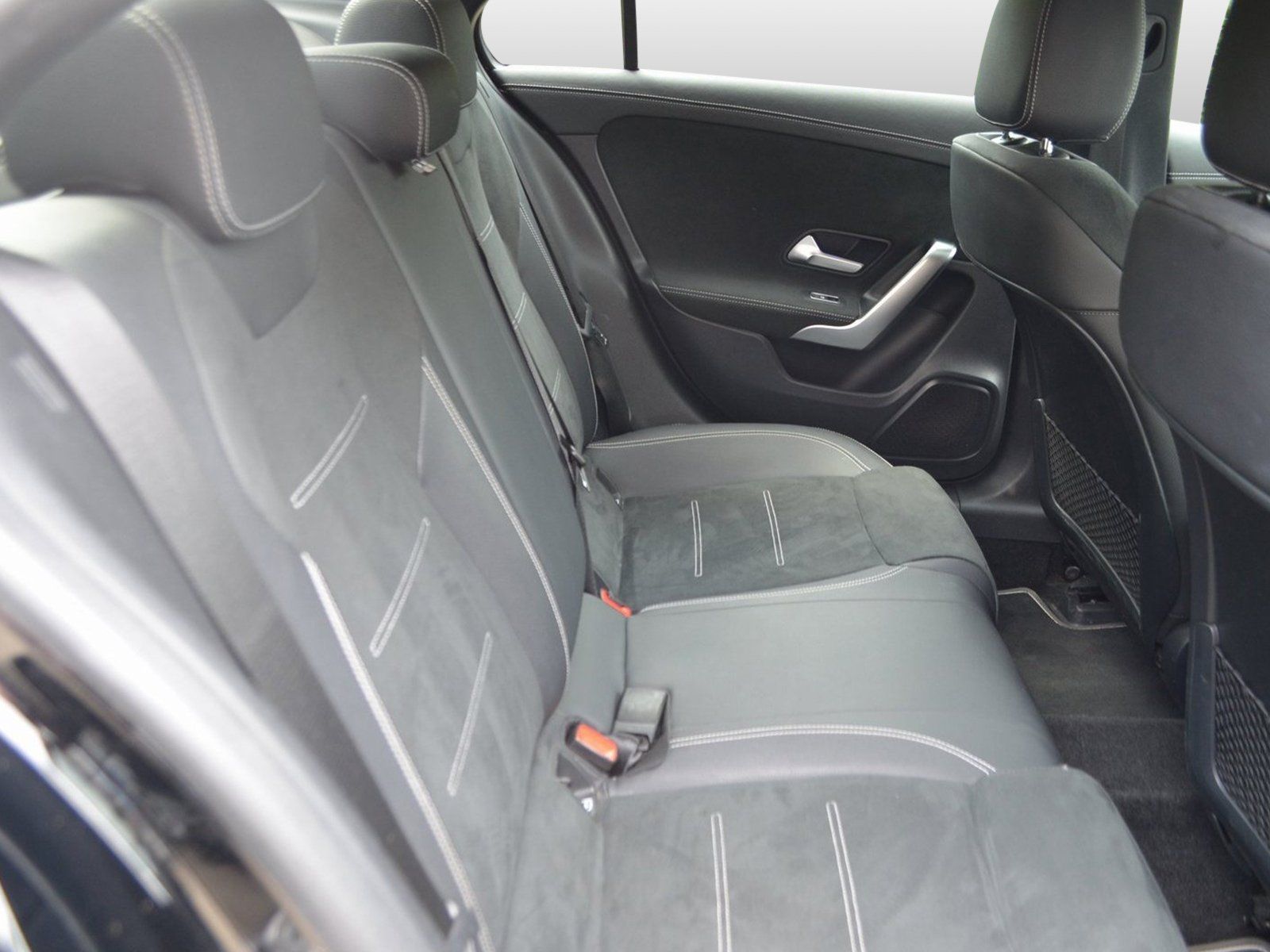 Mercedes-Benz e HYBR EDITION 2020 AMG - Samsaru's Car Outlet