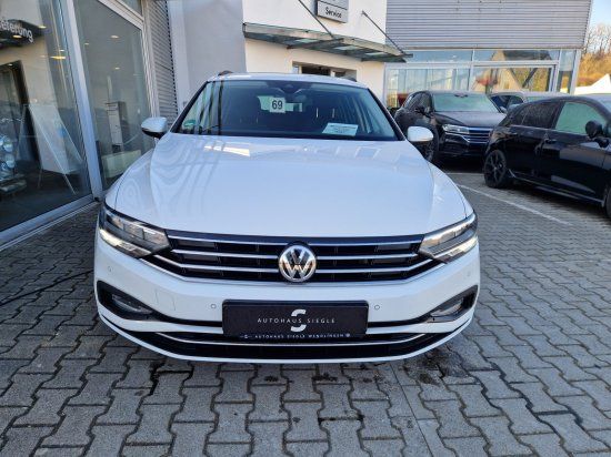 Volkswagen Passat Variant 1.6 TDI Business - Samsaru's Car Outlet
