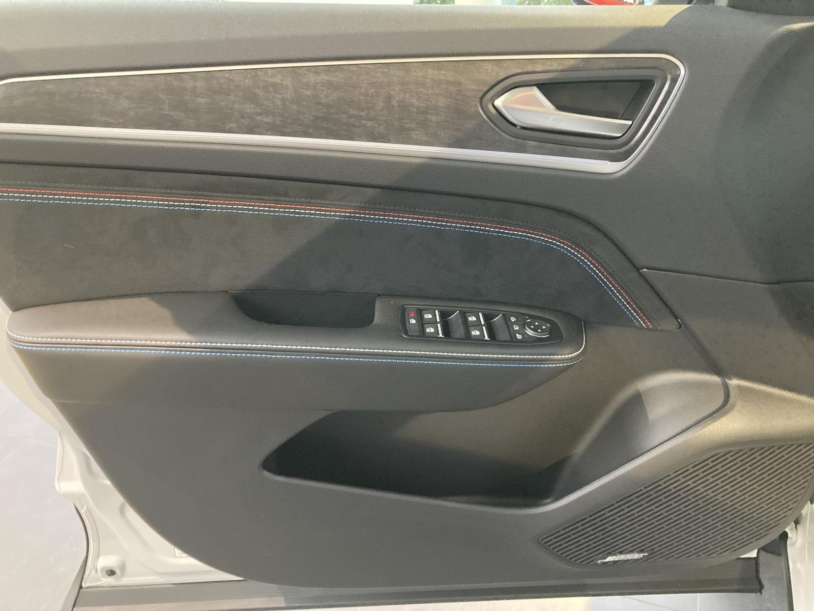 Renault Arkana ESPRIT ALPINE Full Hybrid - Samsaru's Car Outlet