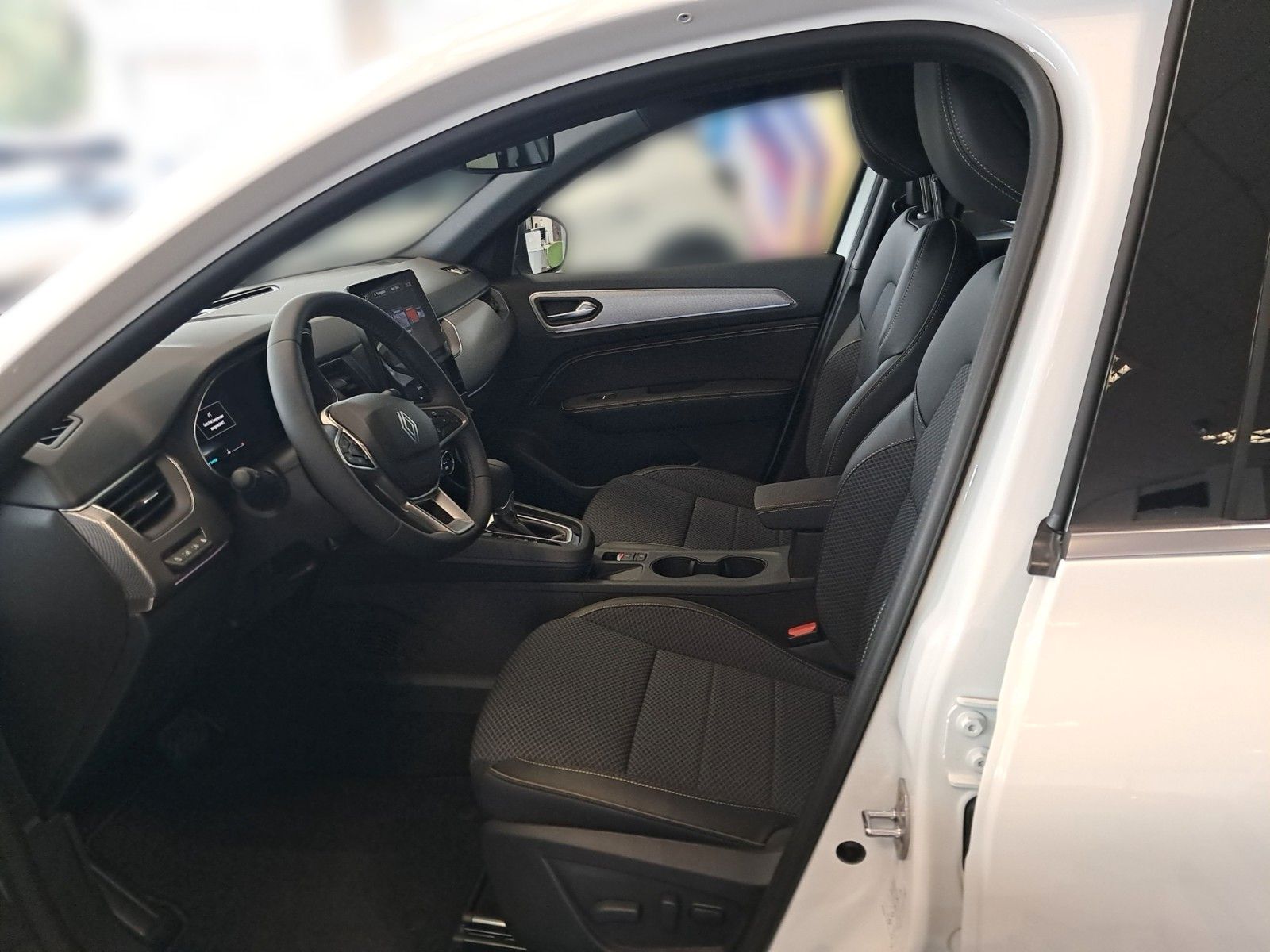 Renault Arkana Techno - Samsaru's Car Outlet