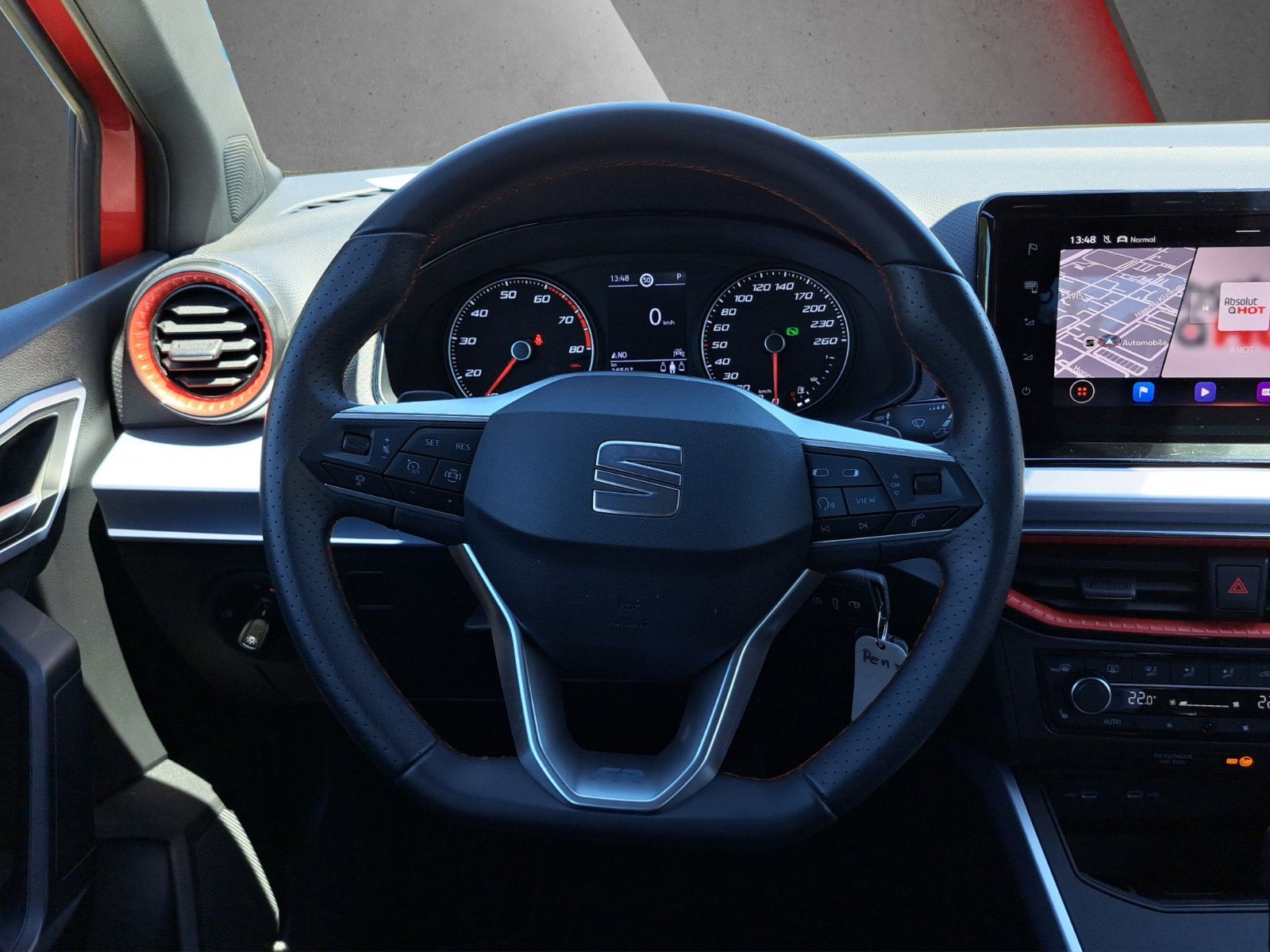 Seat Arona FR 1.5 TSI DSG AHK Navi Voll-LED PDC
