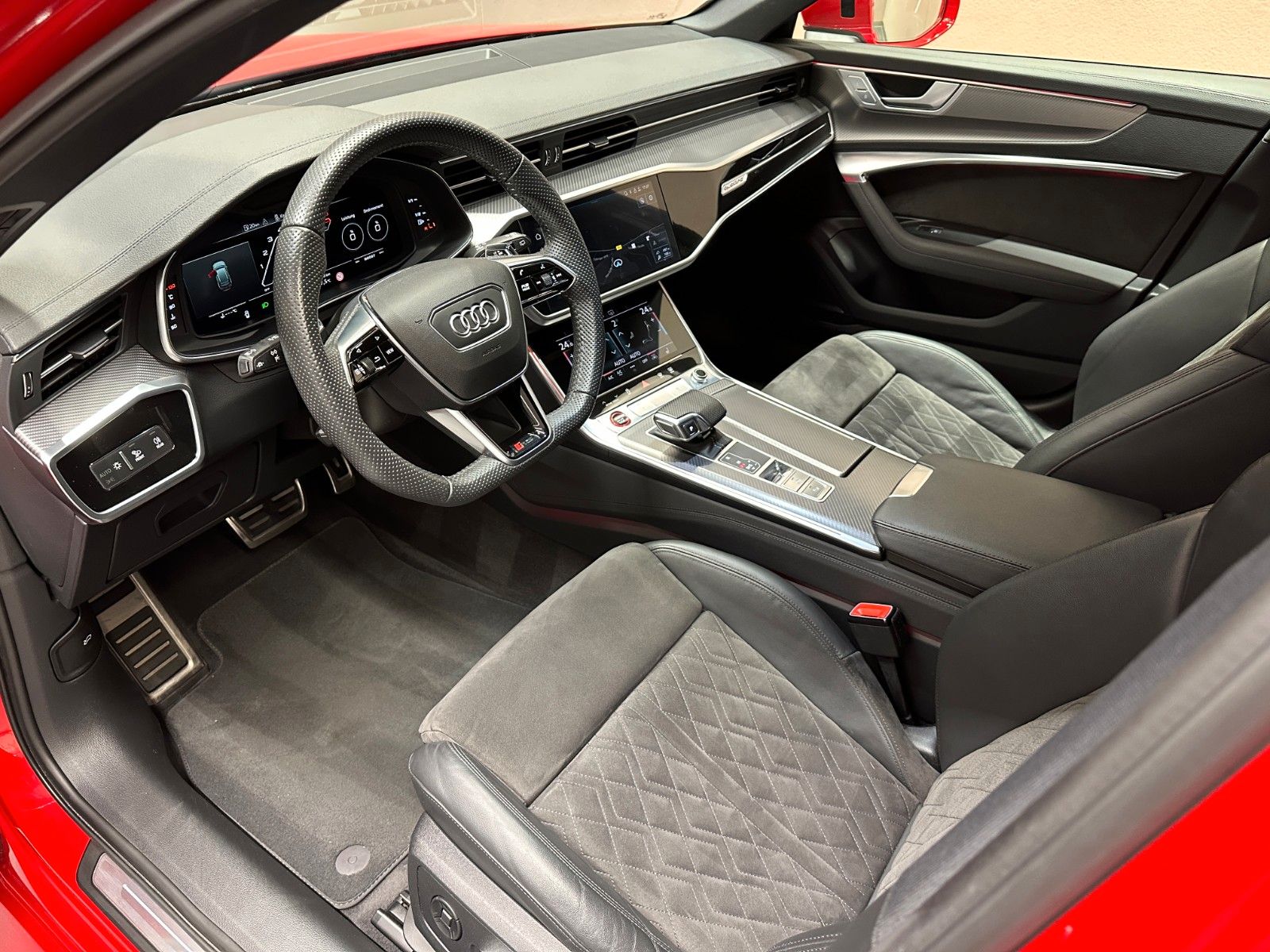 Audi RS6 Avant 4.0 TFSI quattro *1. HAND*B&O*KERAMIK*